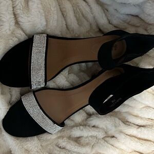 Size 11, black & sliver shoes from Macy. Brand new.